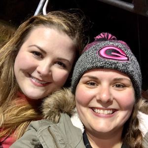 Meet your Posher, Paige